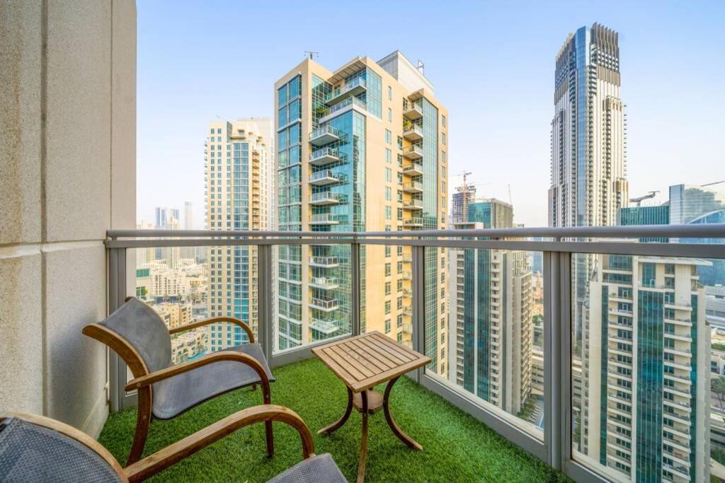 Spectacular Burj & Fountain View - Luxurious 3 Bedrooms & Maids Room - The Residences Дубай Екстер'єр фото
