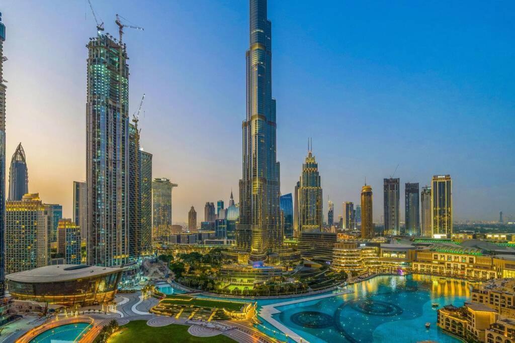 Spectacular Burj & Fountain View - Luxurious 3 Bedrooms & Maids Room - The Residences Дубай Екстер'єр фото