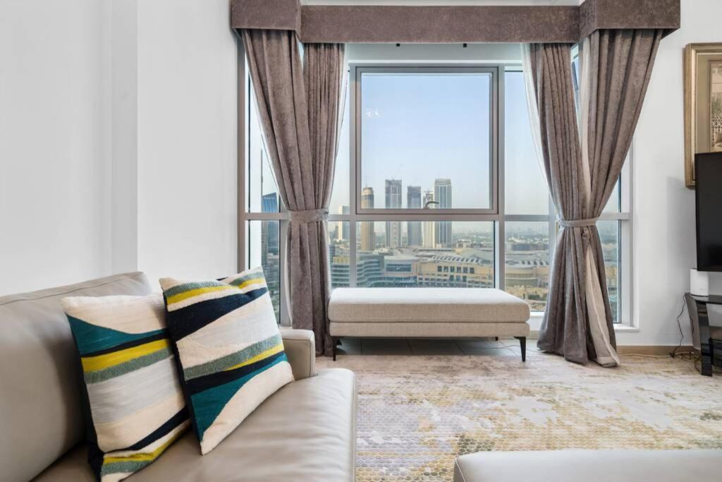 Spectacular Burj & Fountain View - Luxurious 3 Bedrooms & Maids Room - The Residences Дубай Екстер'єр фото
